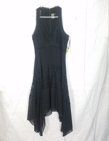 Taylor black lace overlay handkerchief hemline midi dress - Picture 1 of 12